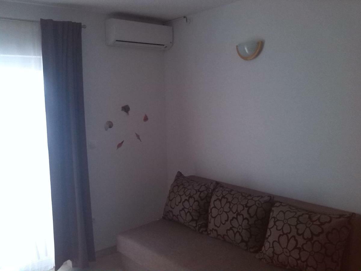 Apartmani Luna Novalja Dış mekan fotoğraf