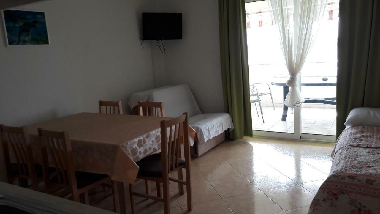 Apartmani Luna Novalja Dış mekan fotoğraf