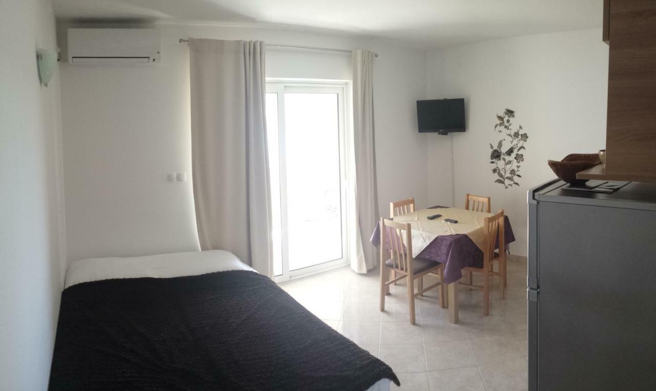 Apartmani Luna Novalja Dış mekan fotoğraf